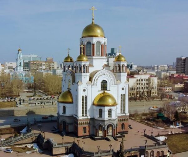 Почему Храм на Крови в Екатеринбурге ежегодно посещают сотни тысяч человек